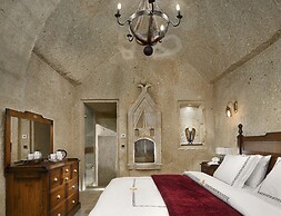 Seraphim Cave Suites & Spa