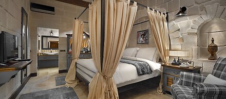 Seraphim Cave Suites & Spa