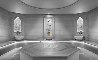 Seraphim Cave Suites & Spa