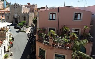 Al Duomo Rooms & Flats