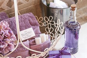 Weller Haus Bed, Breakfast & Event Center