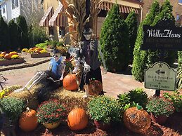 Weller Haus Bed, Breakfast & Event Center