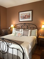 Weller Haus Bed, Breakfast & Event Center