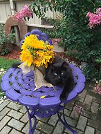 Weller Haus Bed, Breakfast & Event Center