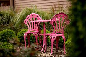 Weller Haus Bed, Breakfast & Event Center