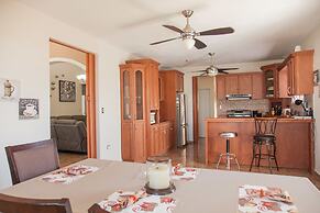 Big vacational house in Isabela