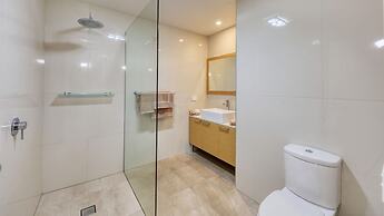 New Crossing Place Motel & Apartments