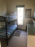 Port Campbell Guesthouse & Flash Packers