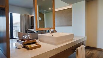 Eastin Ashta Resort Canggu