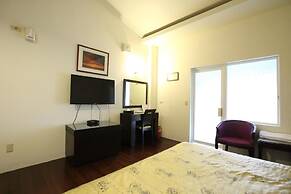 Cyuan Tang Hot Spring Hotel