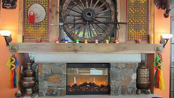 Nirvana Hotel - Hostel