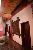 Nirvana Hotel - Hostel