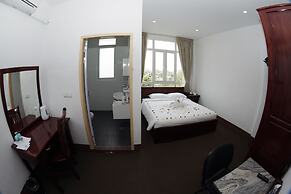 Virtue Highland Hotel