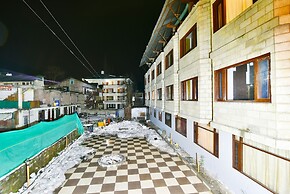 Kapoor Resort