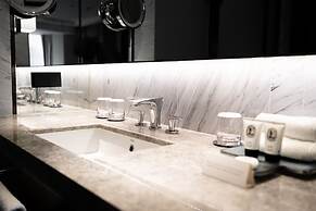 Lotte Hotel Seoul Executive Tower