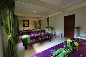 Poinciana Resort Bali