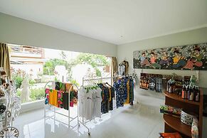 Poinciana Resort Bali