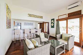 Poinciana Resort Bali