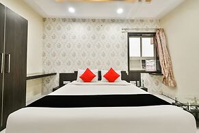 Hotel Flowers Inn
