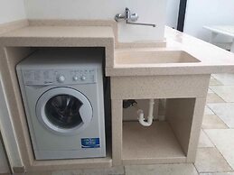 Luci Front Beach House