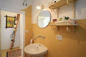 Corte Vite Private House