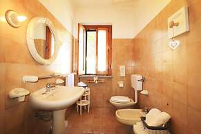 Archi Pool Residence