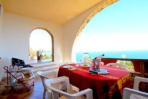 Archi Pool Residence