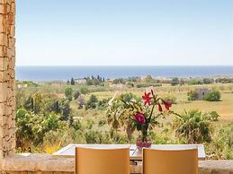 Li Fani Luxe Pool Stone House