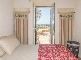 Li Fani Luxe Pool Stone House