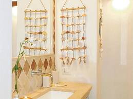 Li Fani Luxe Pool Stone House