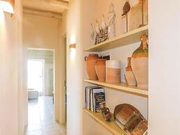 Li Fani Luxe Pool Stone House