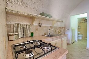 Maggiore Beach Trulli