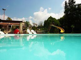 Olimpia Pool Villa