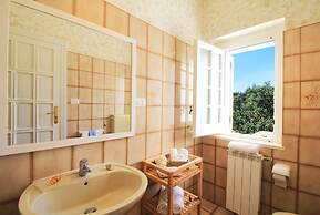 Perla Bianca Luxe Villa