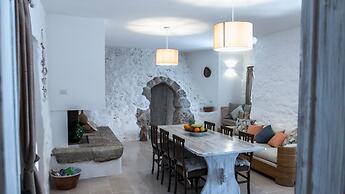 Albachiara Pool House