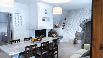 Albachiara Pool House