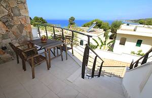 Gregoriana Front Beach