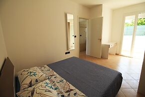 Gregoriana Front Beach