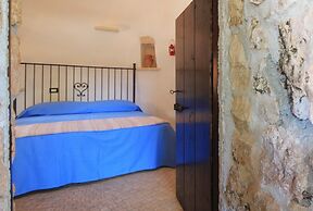 Dora Lovely Country Home