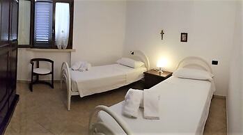 Dora Lovely Country Home