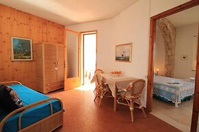 Archetti Pool Residence