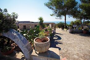 Archetti Pool Residence