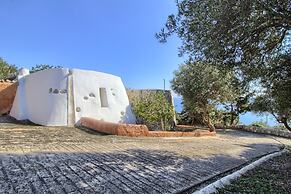 Archetti Pool Residence