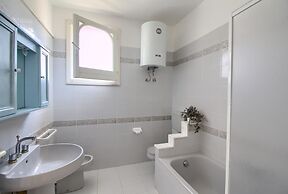 Helia Lovely Beach House