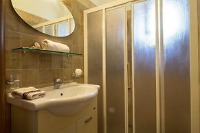 Pino Amazing Seaview