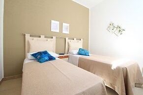 Elcisia Luxe Beach House