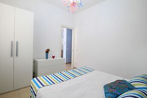 Elcisia Luxe Beach House