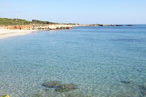 Elcisia Luxe Beach House