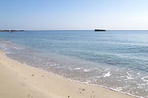 Elcisia Luxe Beach House