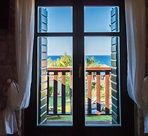 Porta Del Mar Beach Resort